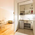 Victus Sunny With Parking By Renters Sopot