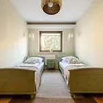 Victus Sunny With Parking By Renters Appartamento