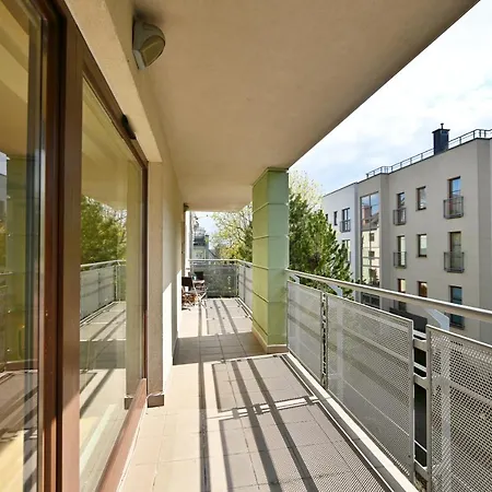 Victus Sunny With Parking By Renters Sopot