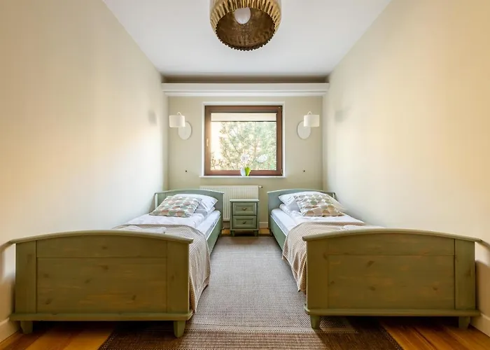 Victus Apartamenty, Cadena Lejlighed