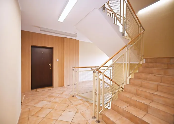 Victus Apartamenty, Cadena Lejlighed